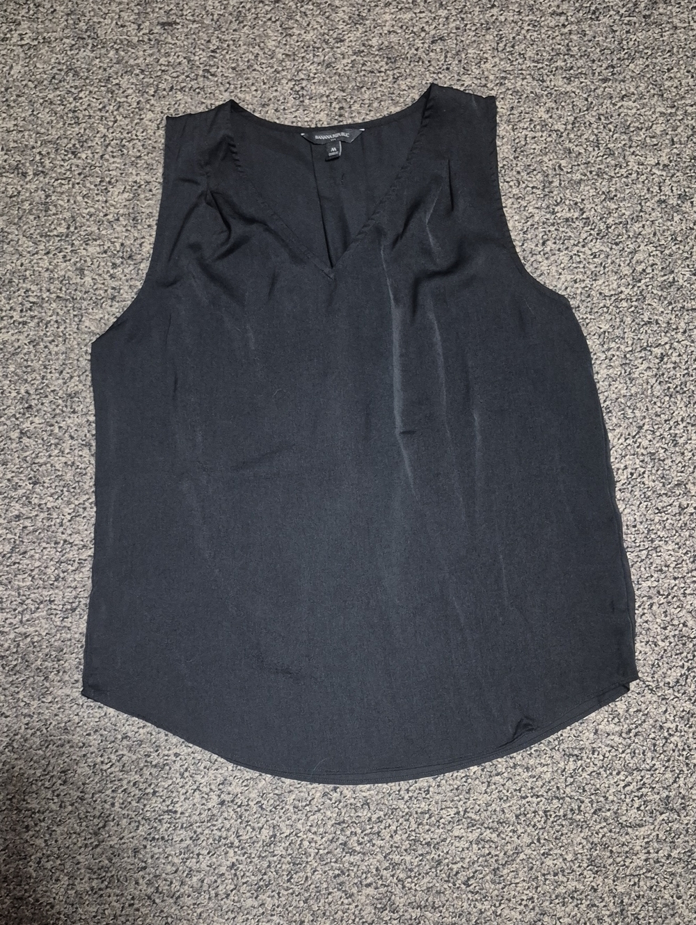 Banana Republic Black V-Neck Sleeveless Camisole